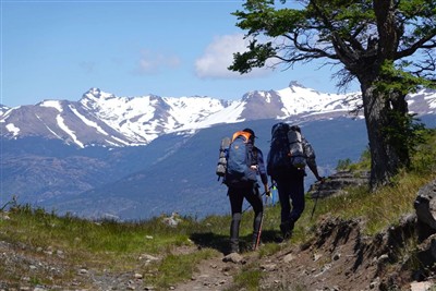 ทำนายแจ็คเก็ตกลางแจ้งที่ขายดีที่สุด 5 อันดับแรกของผู้หญิงในช่วงฤดูหนาวปี 2568